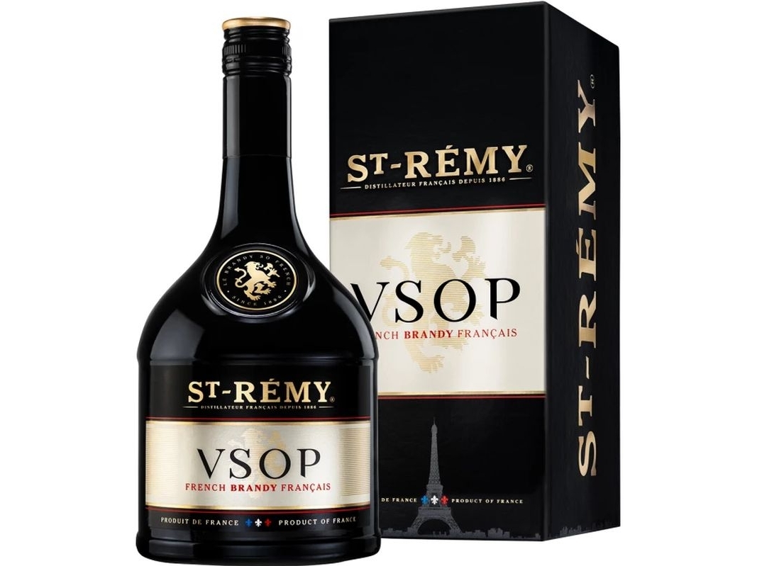 St remy vsop. Сан Реми VSOP. Бренди Сан Реми VSOP. Сан Реми аутентик VSOP. Бренди St Remy VSOP, 0.5 Л.