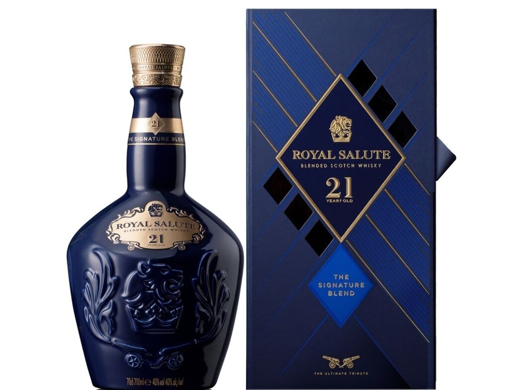 Виски royal salute. Chivas Regal Royal Salute. Чивас 21. Chivas Regal 21. Chivas 21 Royal Salute.